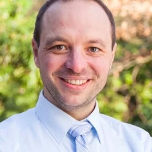 Andreas Rieck ist in Stuttgart, Esslingen, Leonberg und Tübingen als Coach und Trainer zu Achtsamkeit und Resilienz gefragt.