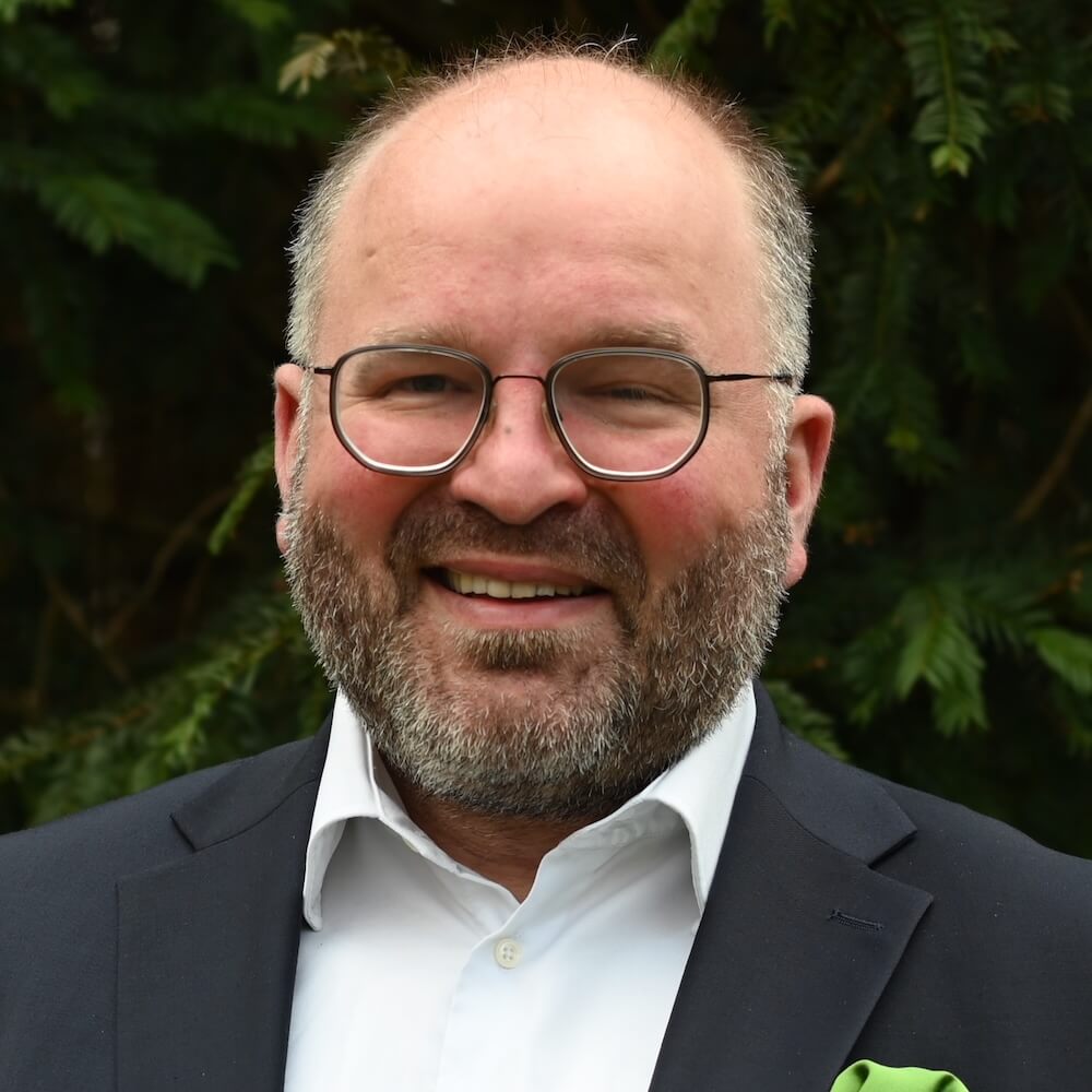 Thomas Knöller ist als freier Redner und Coach der Kopf von "Das Leben feiern". Er hat das Unternehmen mit Andreas Riek gegründet.